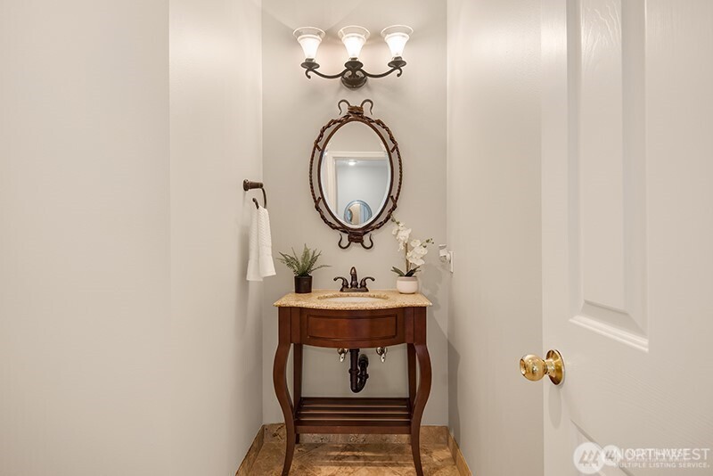 9403 176 Place NE #3, Redmond, WA 98052