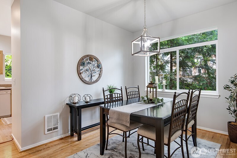 9403 176 Place NE #3, Redmond, WA 98052