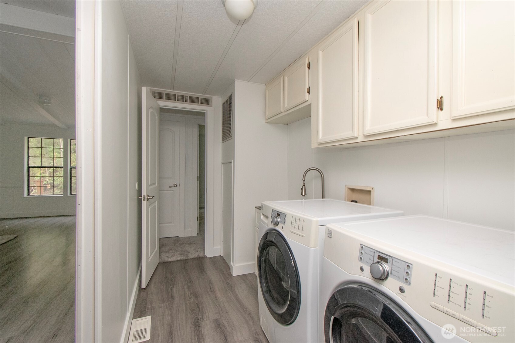 286 Canyon Estates Drive , Sequim, WA 98382