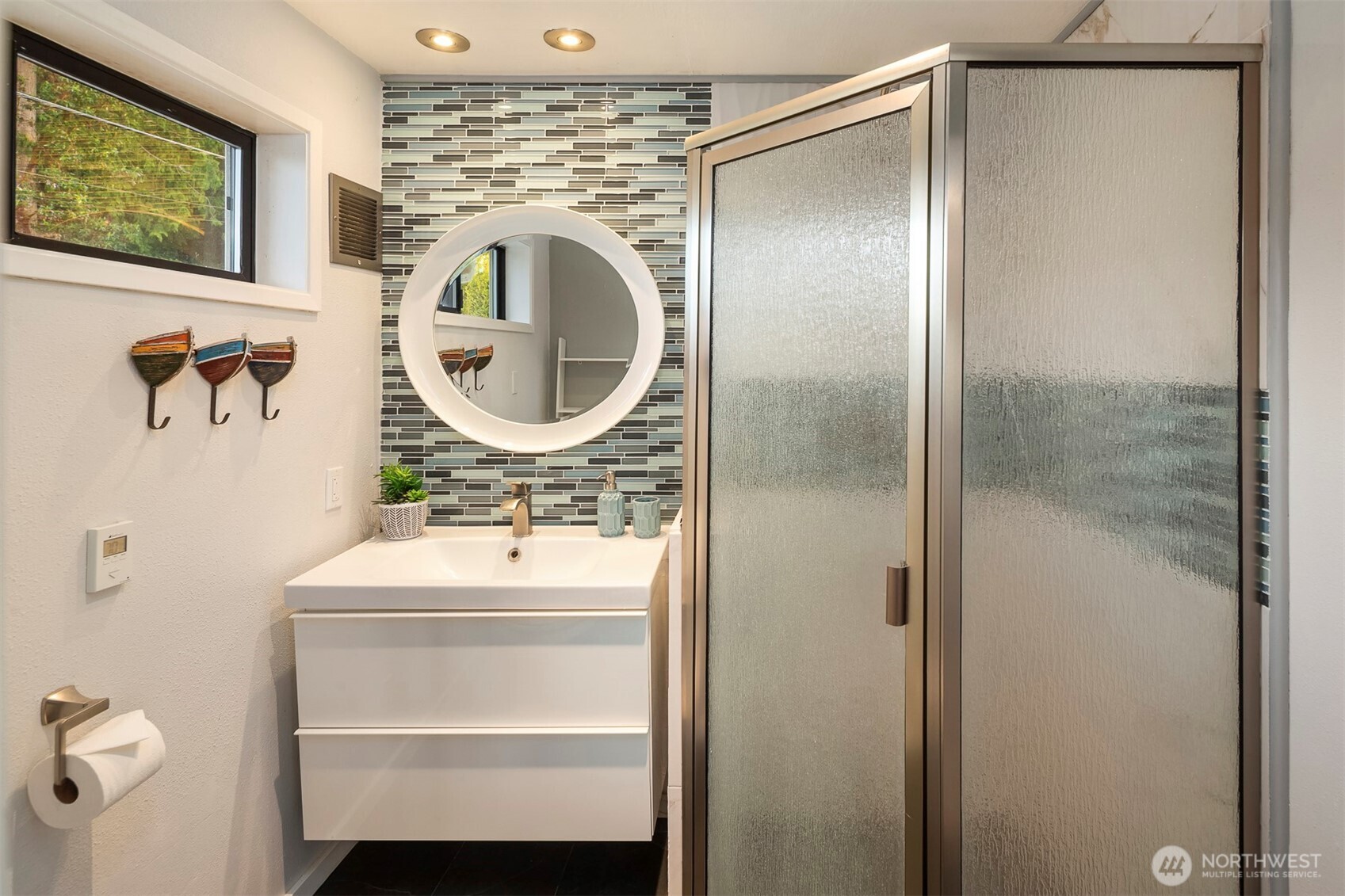 2426 Eastpoint Drive , Langley, WA 98260