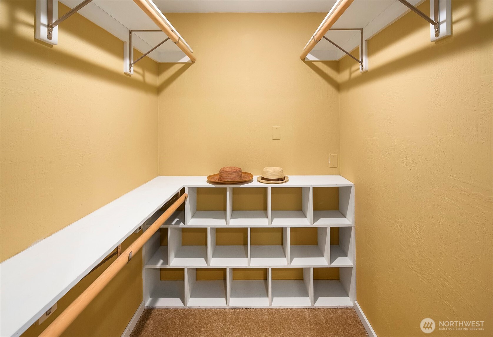 2426 Eastpoint Drive , Langley, WA 98260