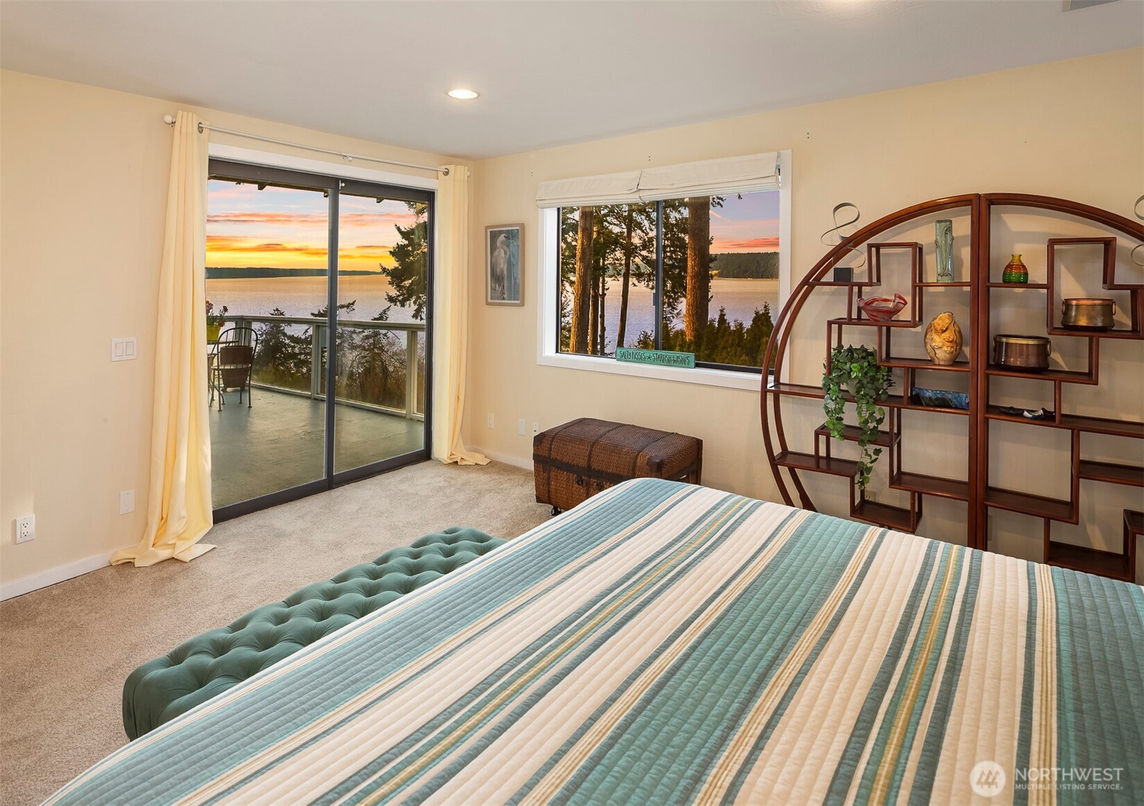 2426 Eastpoint Drive , Langley, WA 98260