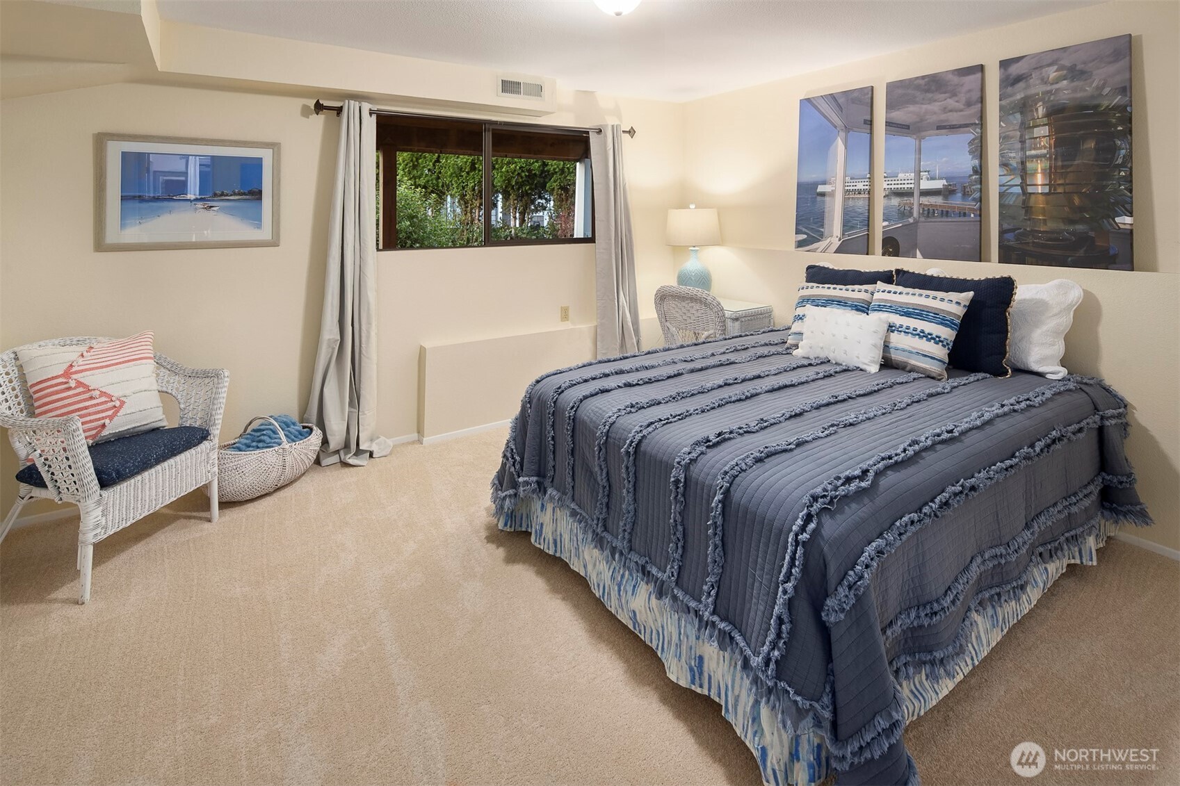 2426 Eastpoint Drive , Langley, WA 98260