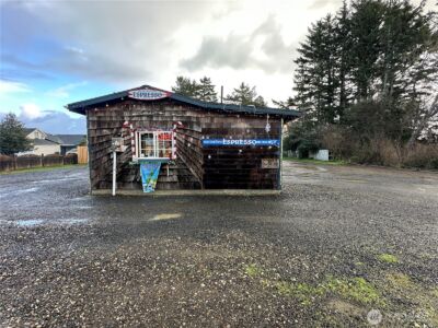 1804 Pacific Ave N , Long Beach, WA 98631 - Photo 1