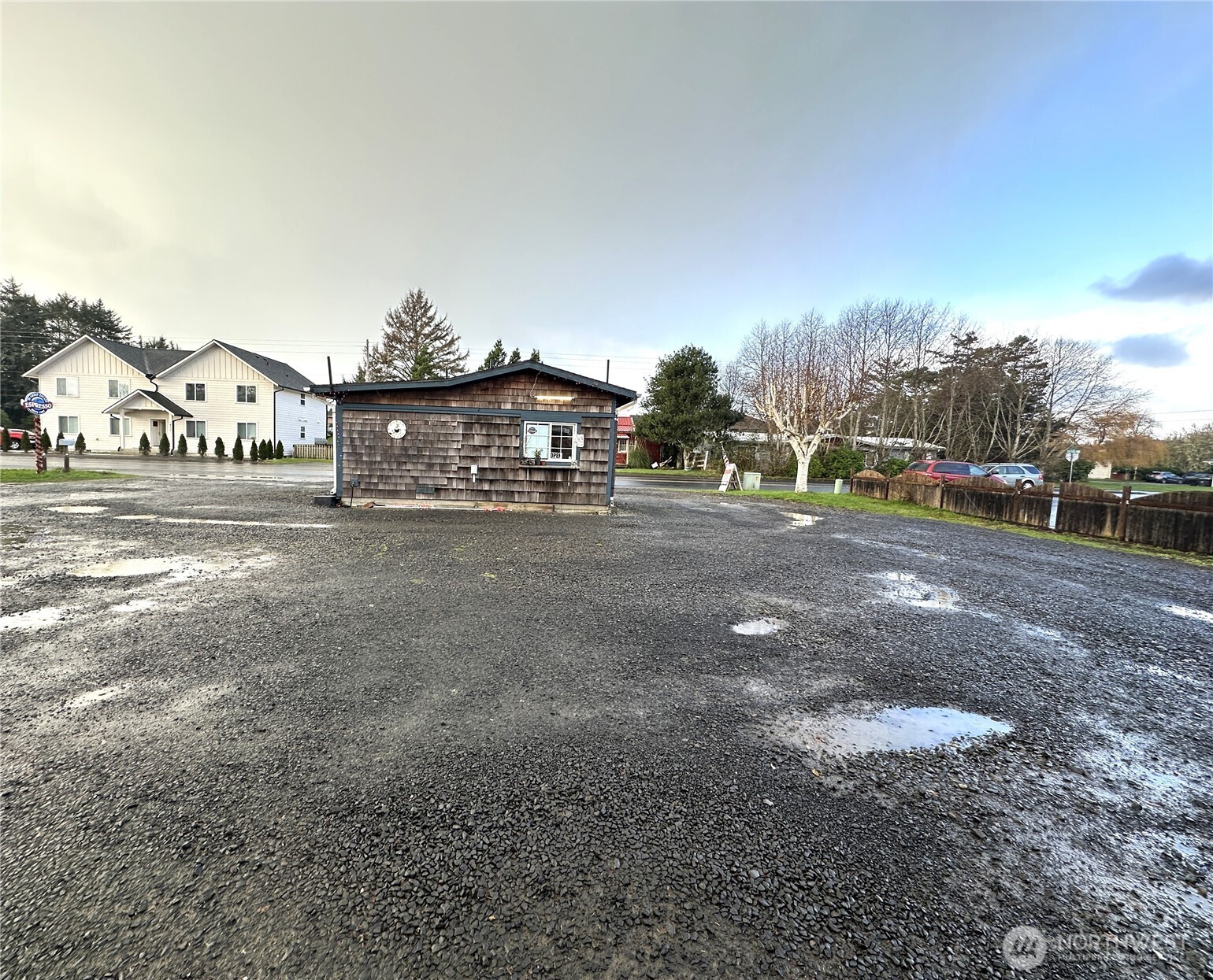 1804 Pacific Ave N , Long Beach, WA 98631