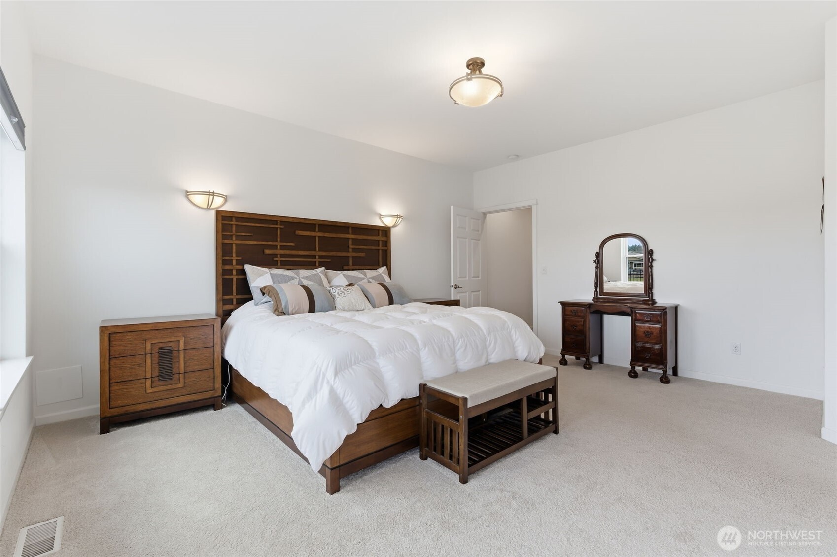 4320 Cashmere Drive NE, Lacey, WA 98516