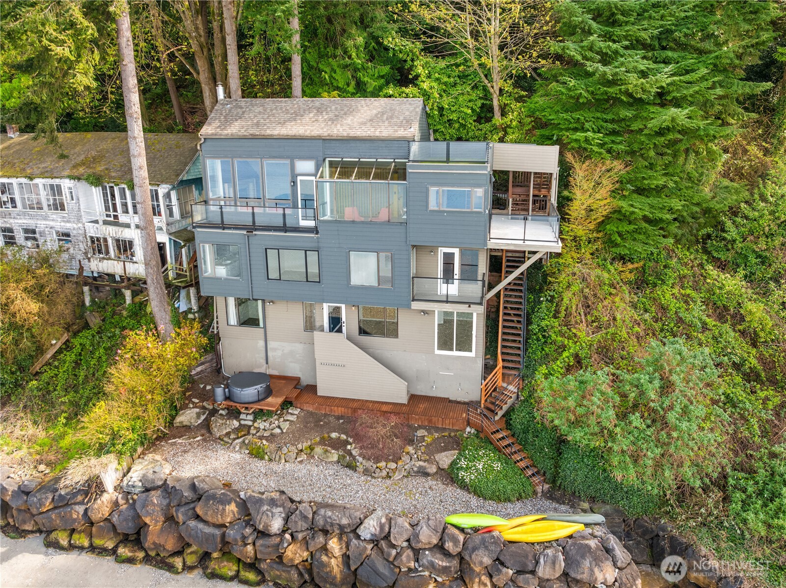 16611 SW Maplewild Avenue , Burien, WA 98166