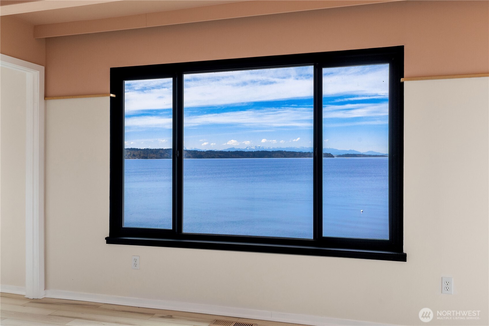 16611 SW Maplewild Avenue , Burien, WA 98166