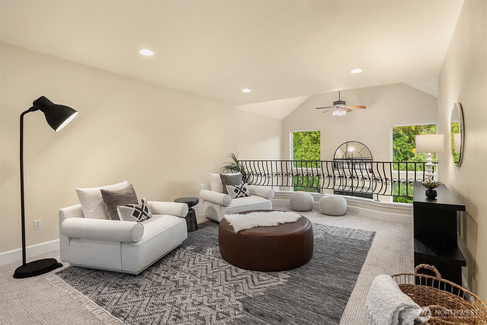 16908 SE Licorice Way , Newcastle, WA 98059