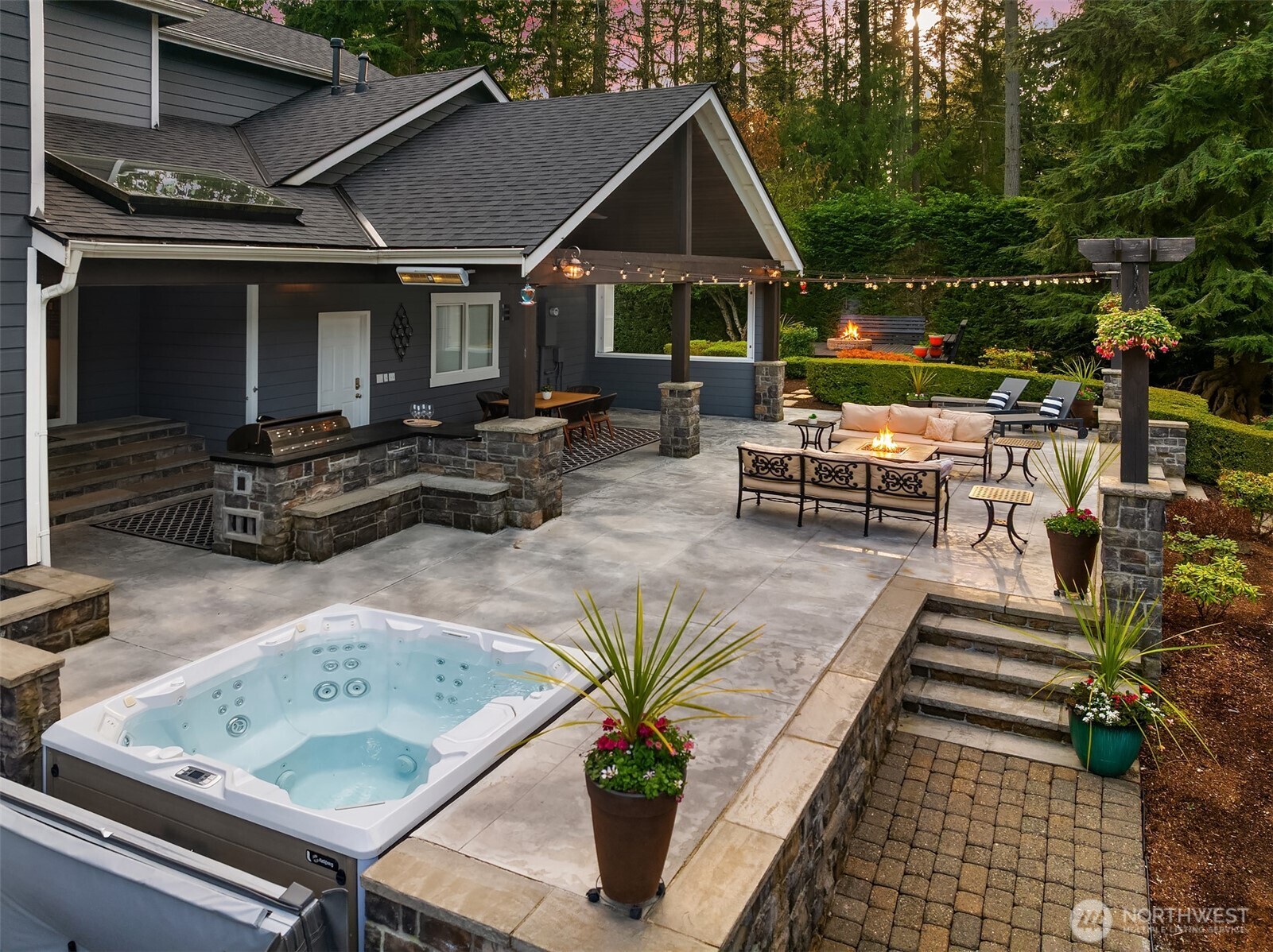 16908 SE Licorice Way , Newcastle, WA 98059