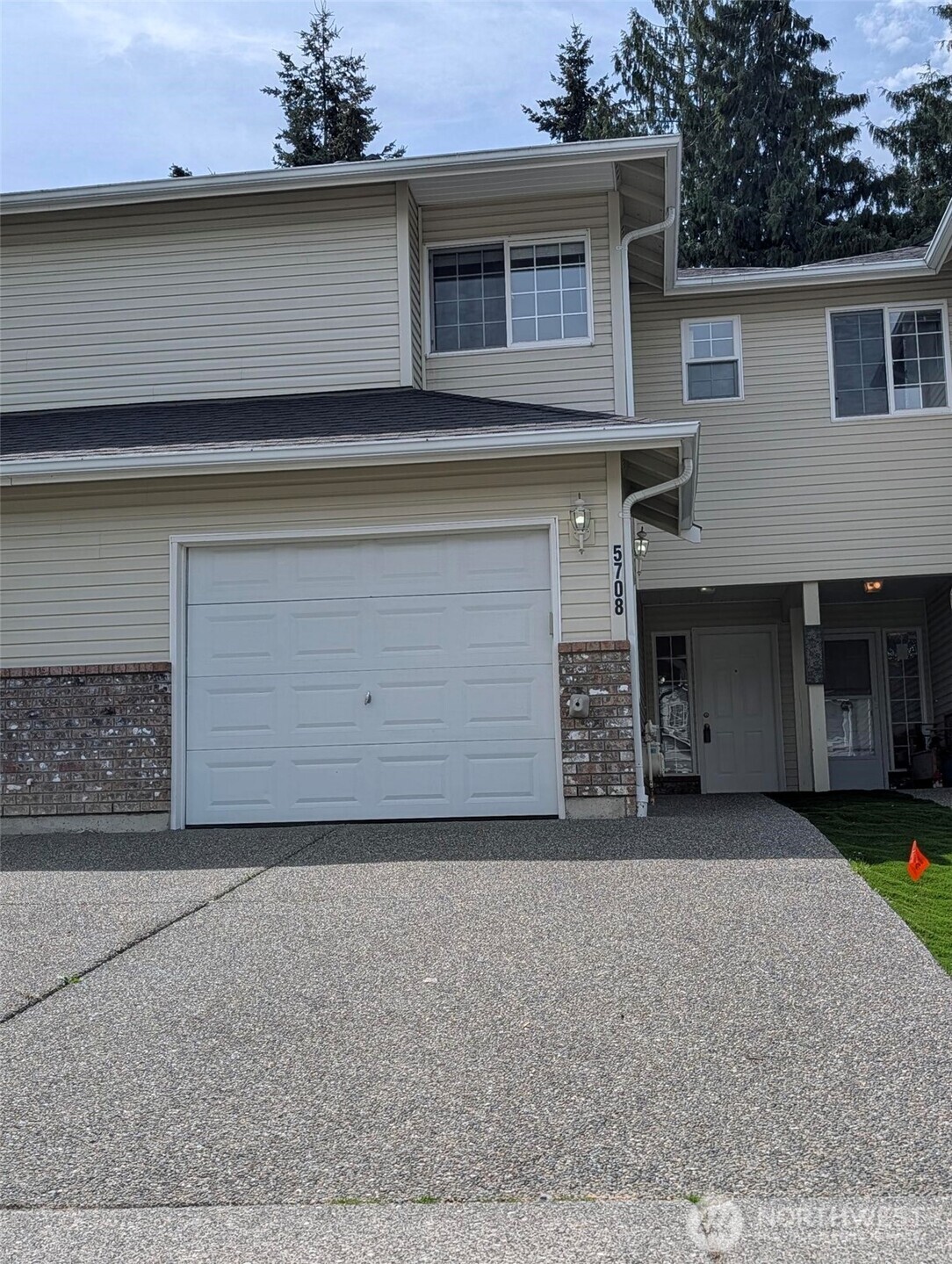 5708 136th Street SE, Everett, WA 98208