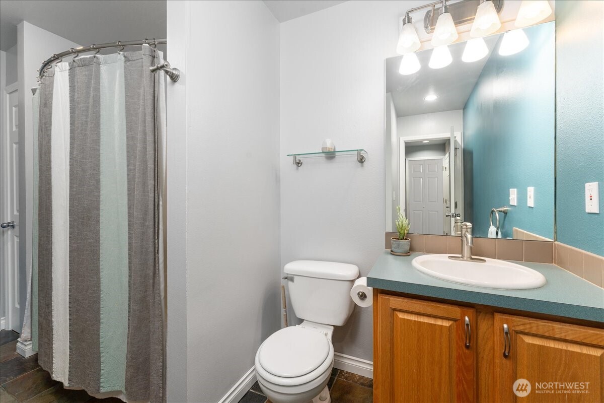 203 Parkway Drive , Manson, WA 98831
