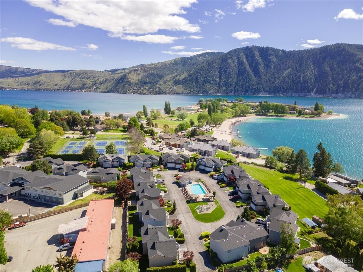 203 Parkway Drive , Manson, WA 98831