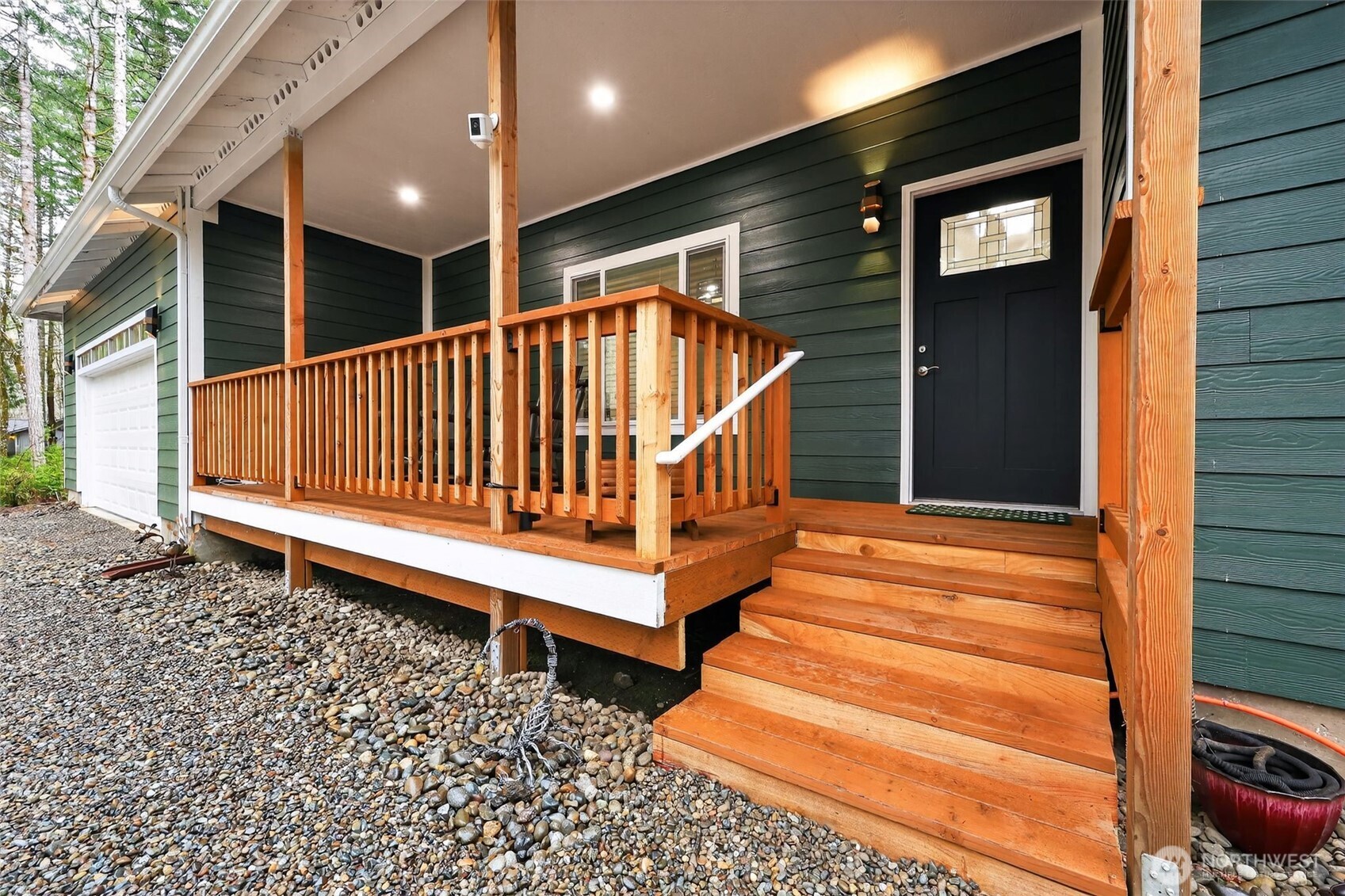 148 E Fox Run Lane , Grapeview, WA 98546
