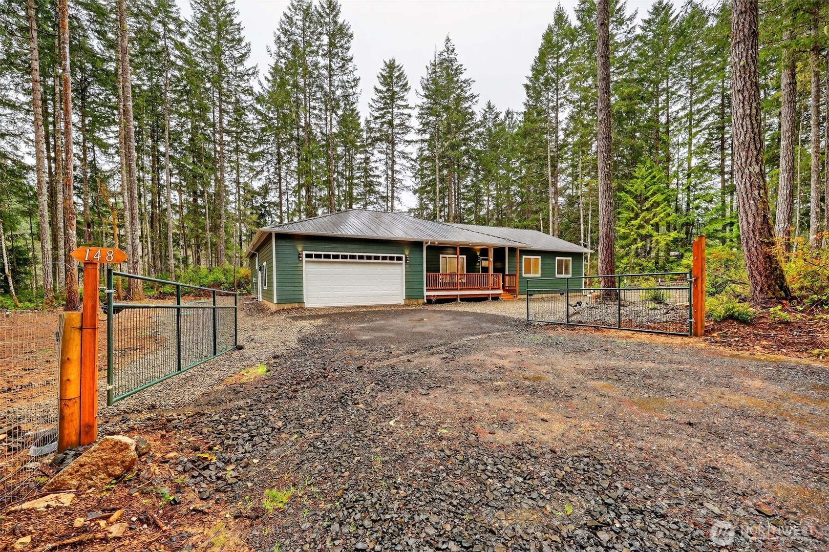 148 E Fox Run Lane , Grapeview, WA 98546