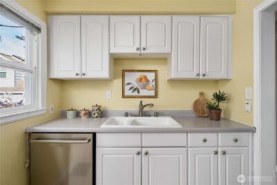 4021 N 14th Street , Tacoma, WA 98406 - Photo 8