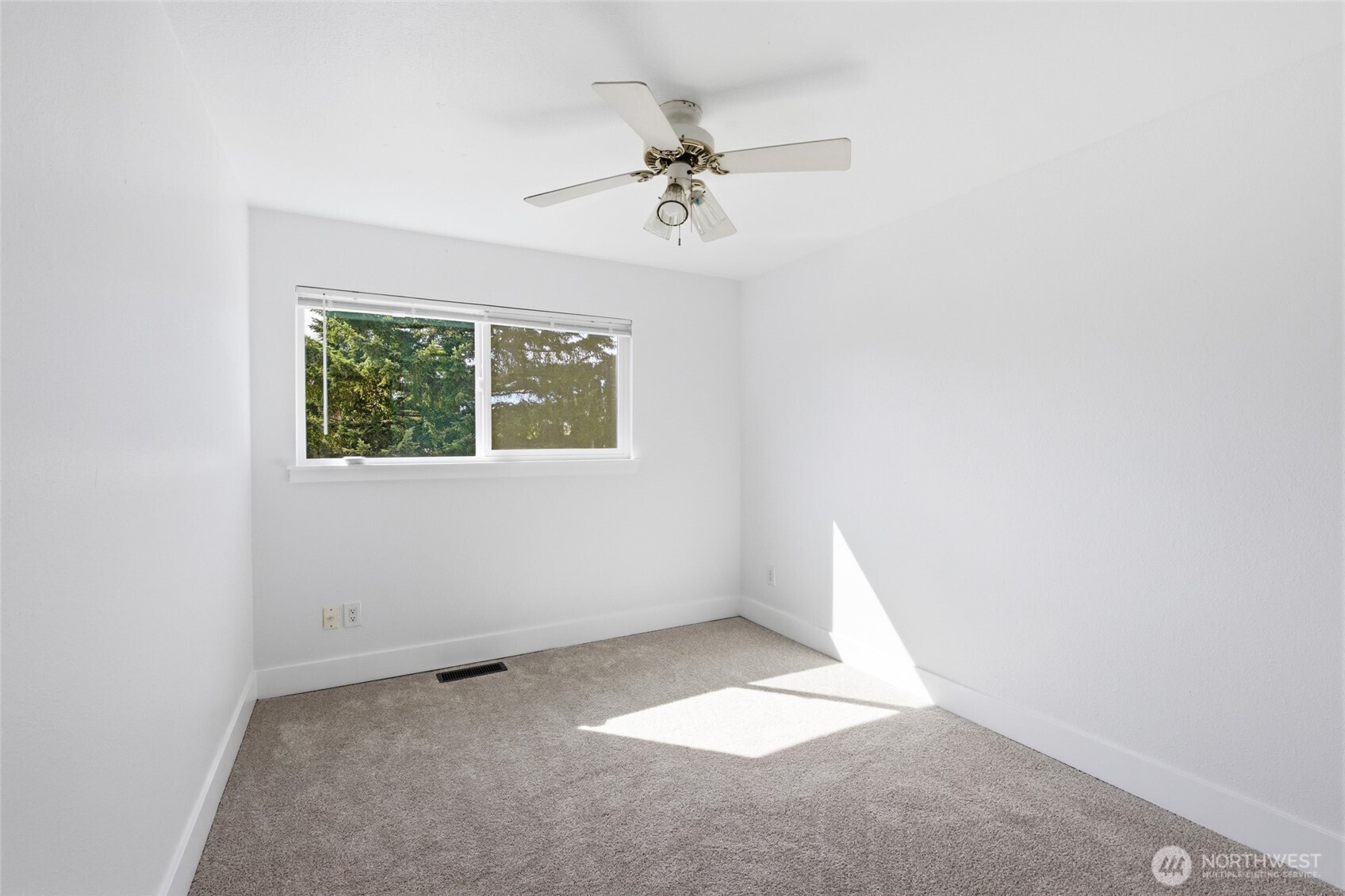 9925 62nd Drive NE, Marysville, WA 98270