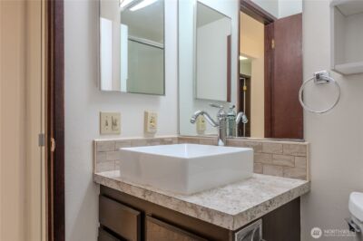 9904 NE 124th Street #1005, Kirkland, WA 98034 - Photo 16