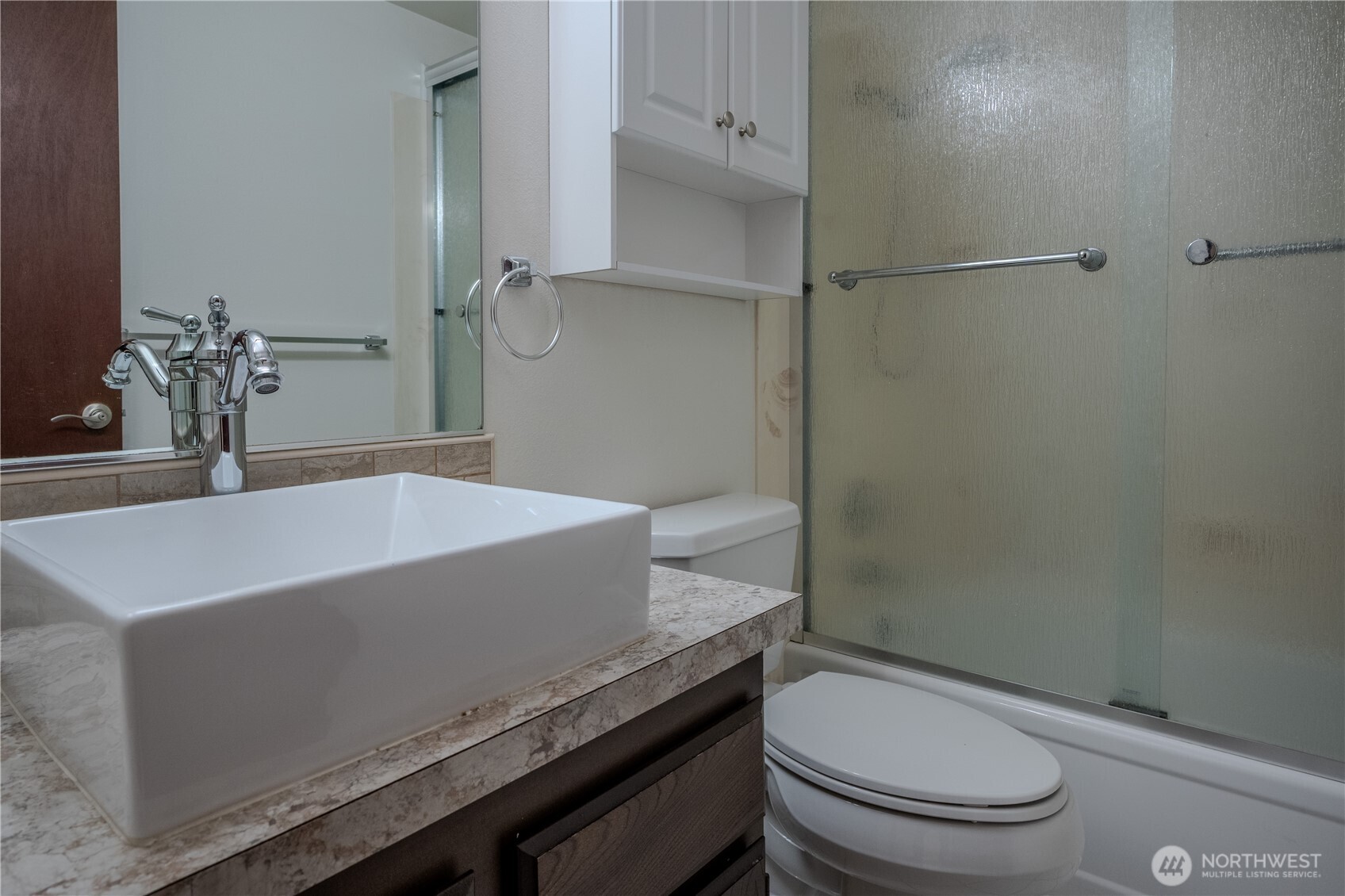 9904 NE 124th Street #1005, Kirkland, WA 98034