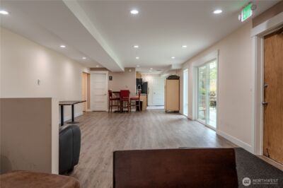 9904 NE 124th Street #1005, Kirkland, WA 98034 - Photo 23