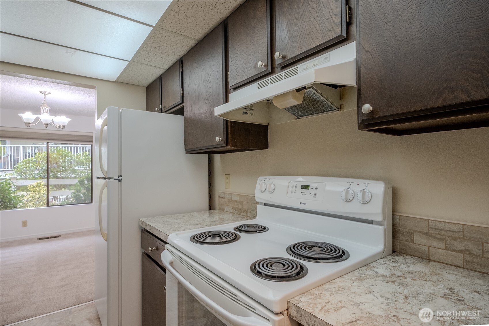 9904 NE 124th Street #1005, Kirkland, WA 98034