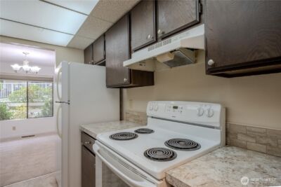 9904 NE 124th Street #1005, Kirkland, WA 98034 - Photo 6