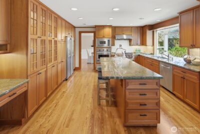 7830 80th Place SE, Mercer Island, WA 98040 - Photo 13