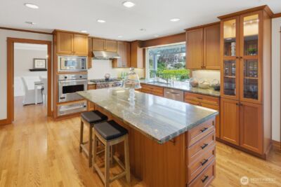 7830 80th Place SE, Mercer Island, WA 98040 - Photo 14