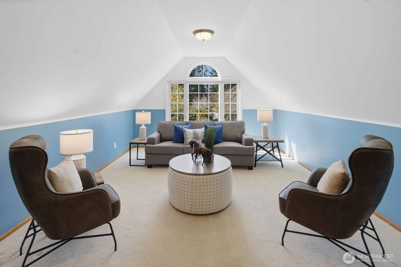 7830 80th Place SE, Mercer Island, WA 98040