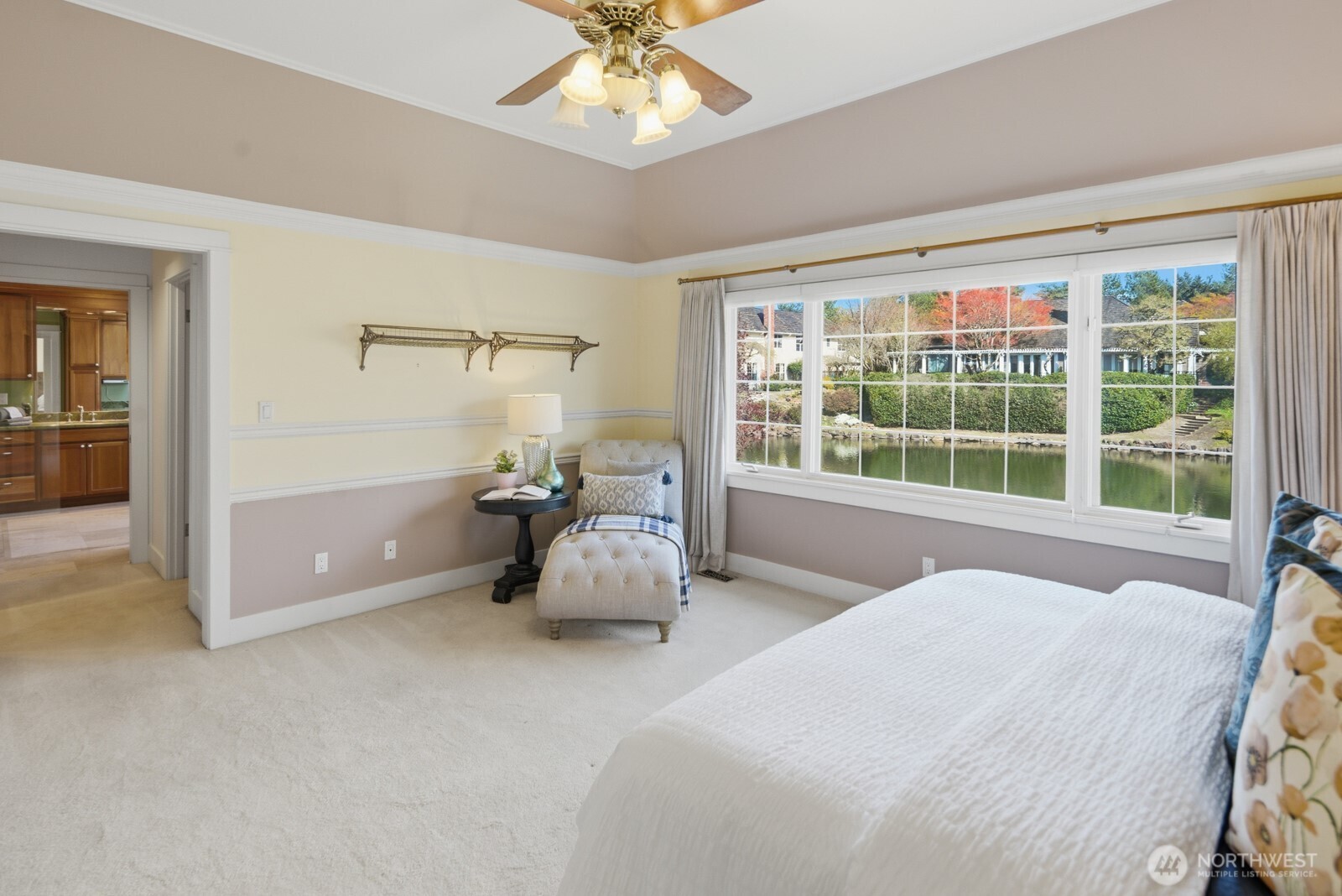 7830 80th Place SE, Mercer Island, WA 98040