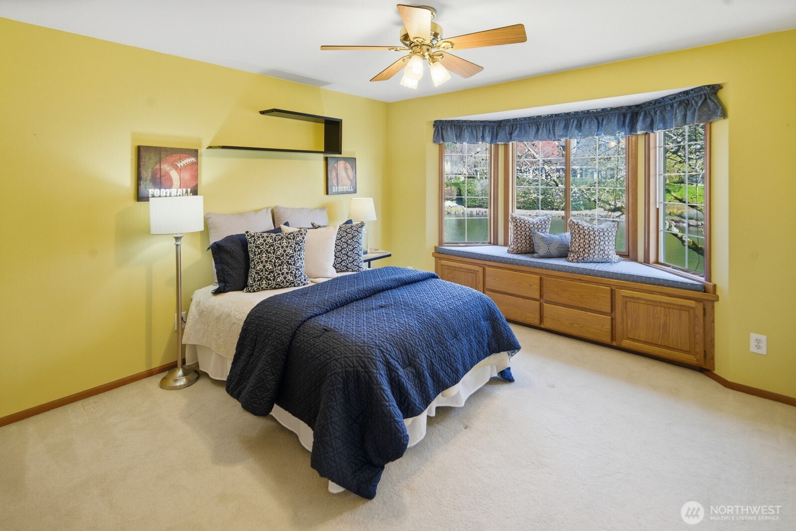 7830 80th Place SE, Mercer Island, WA 98040