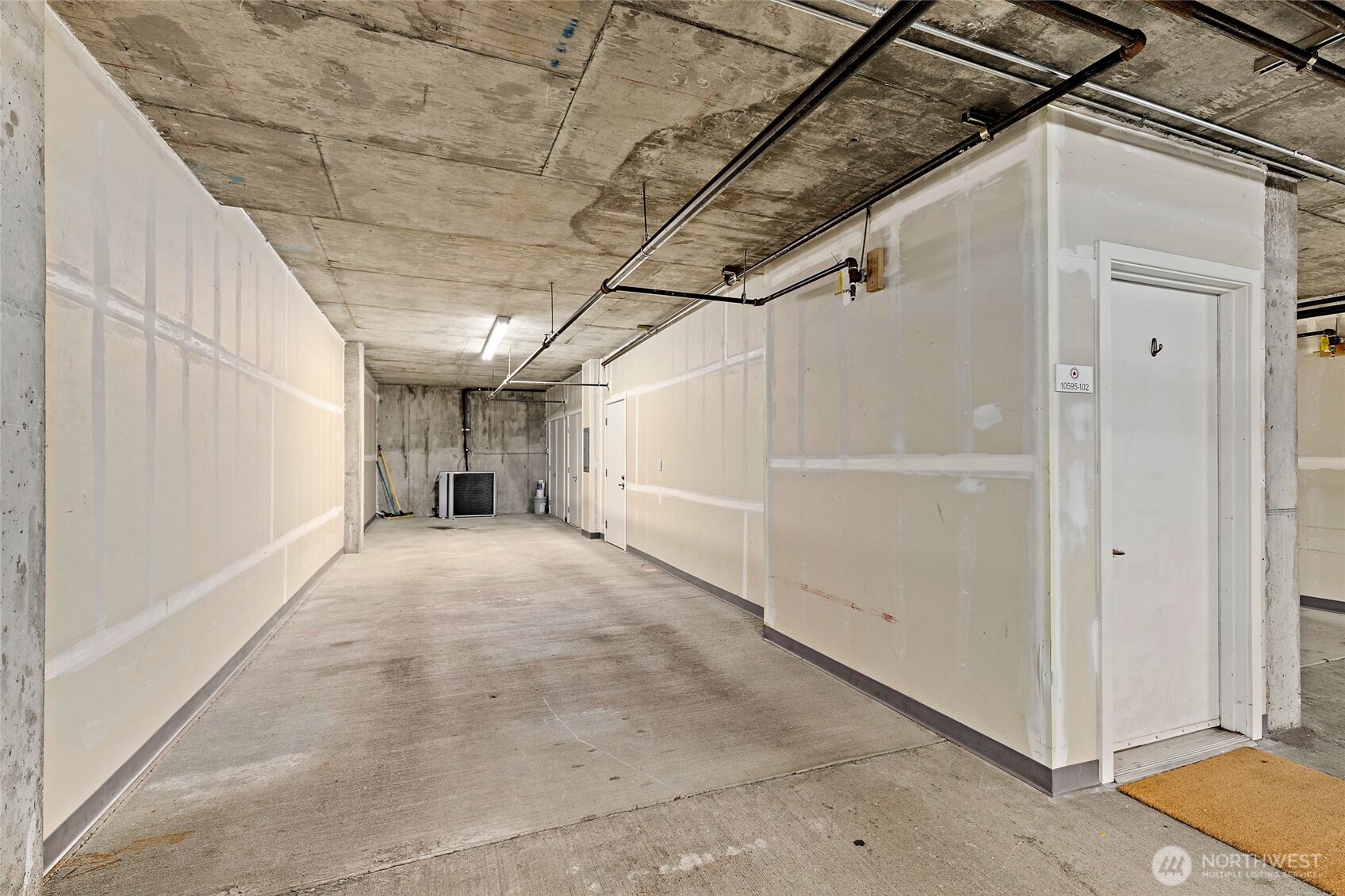 10595 NE 12th Place #102, Bellevue, WA 98004