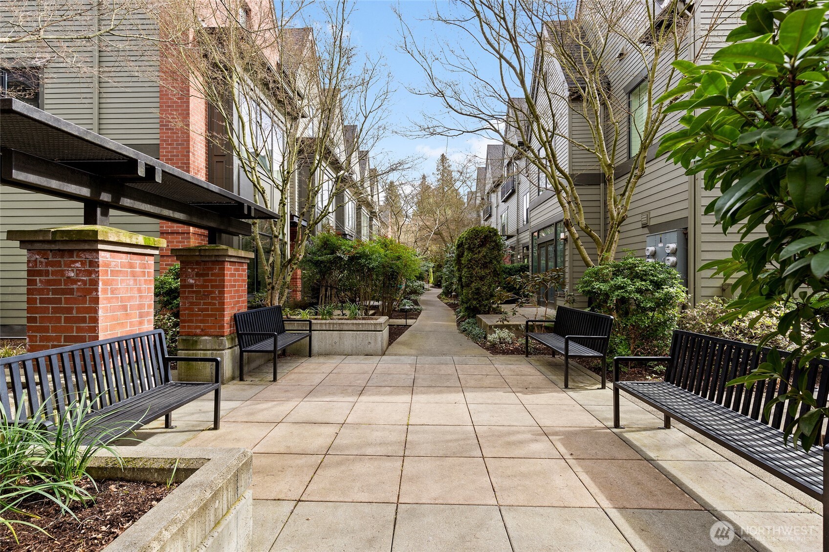 10595 NE 12th Place #102, Bellevue, WA 98004