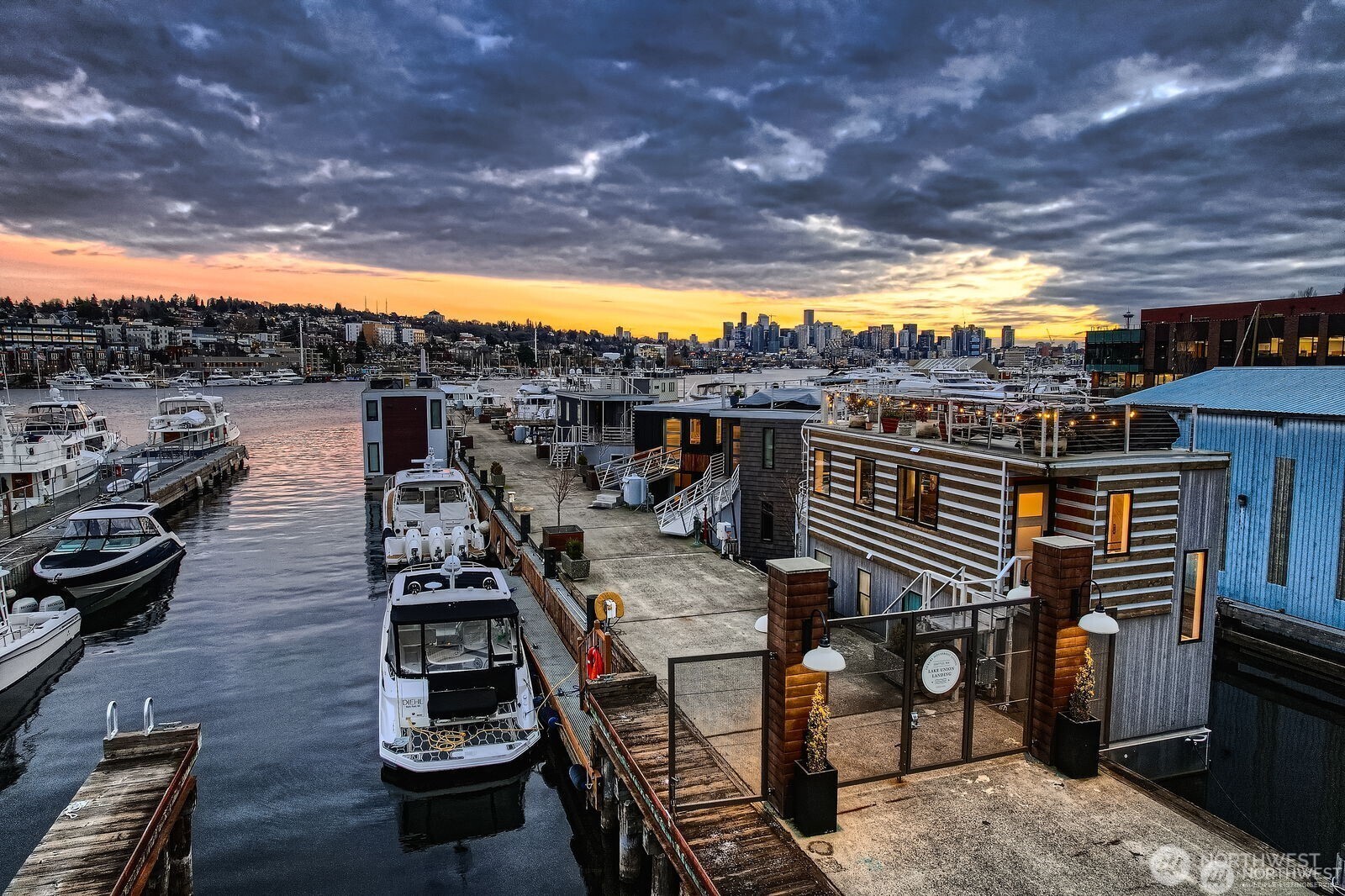 2309 N Northlake Way #5, Seattle, WA 98103