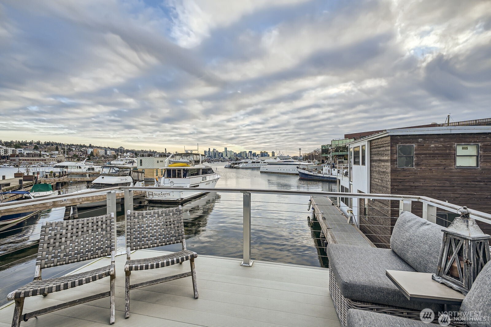 2309 N Northlake Way #5, Seattle, WA 98103