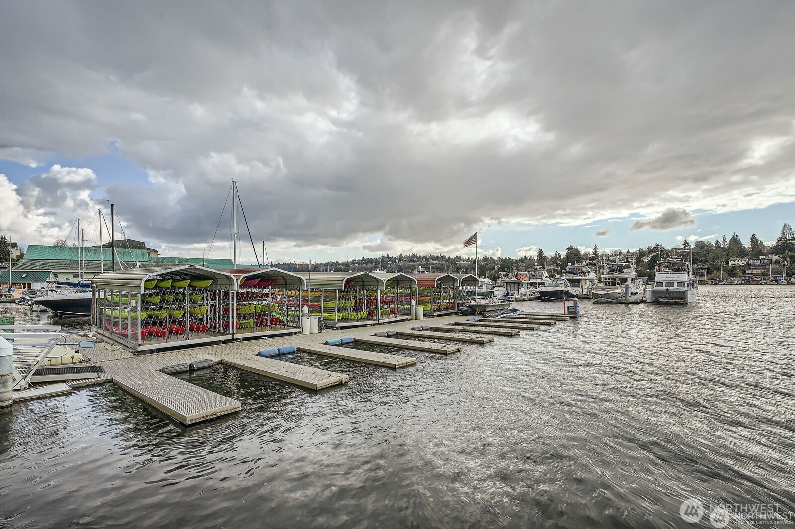 2309 N Northlake Way #5, Seattle, WA 98103