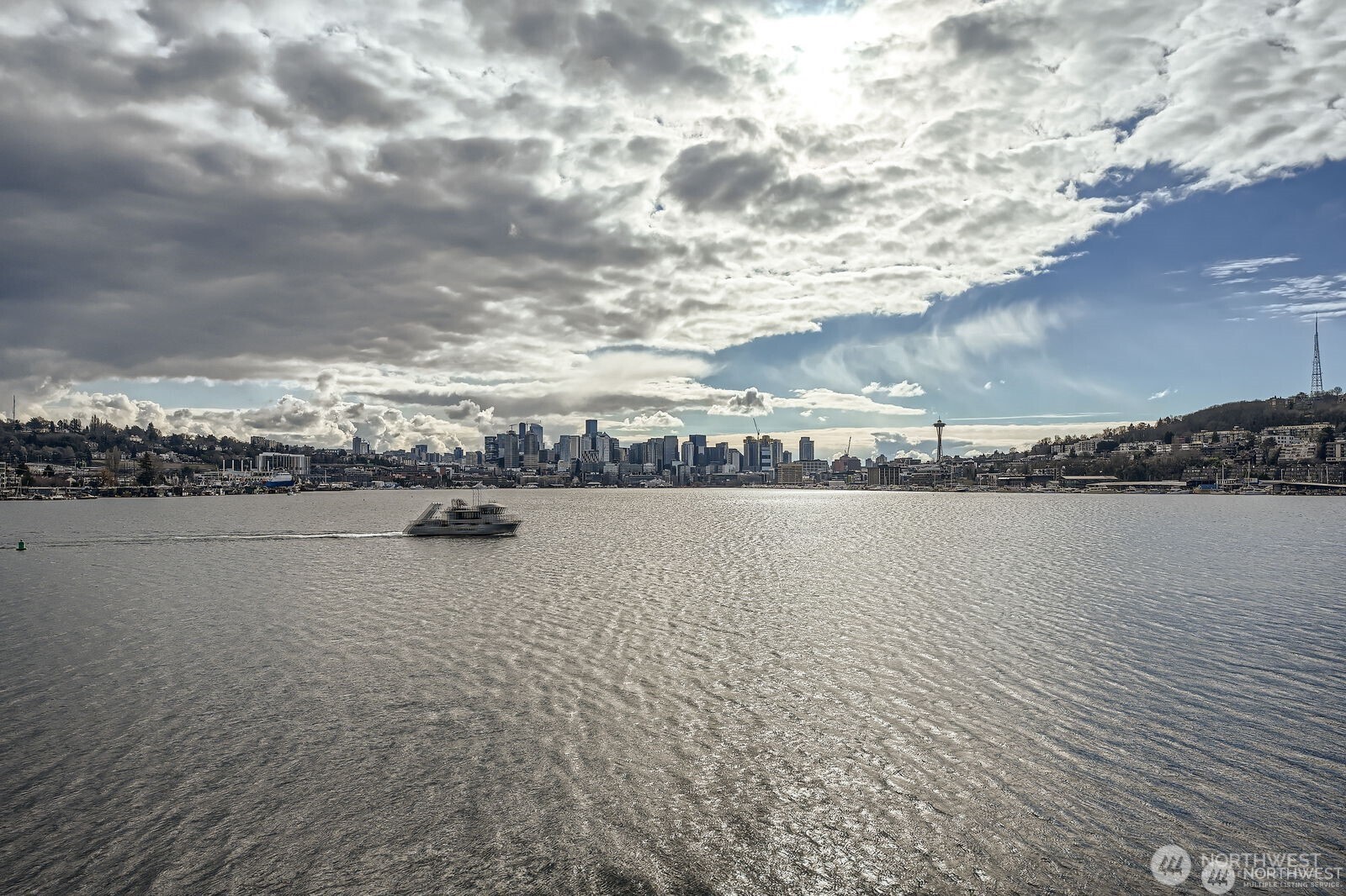 2309 N Northlake Way #5, Seattle, WA 98103