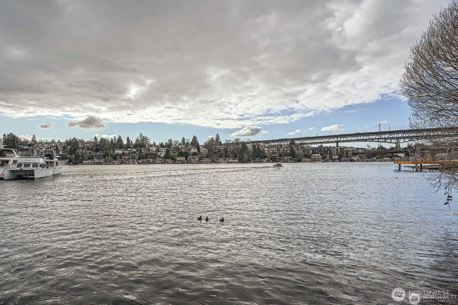 2309 N Northlake Way #5, Seattle, WA 98103