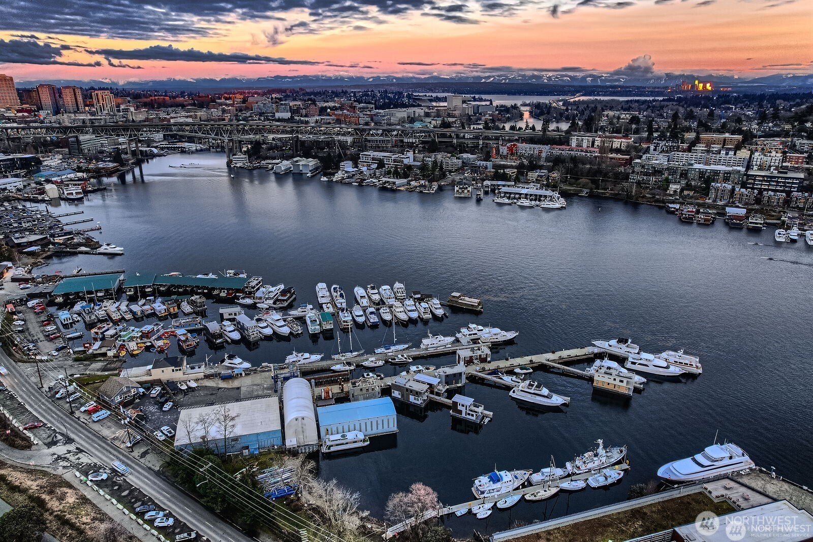 2309 N Northlake Way #5, Seattle, WA 98103