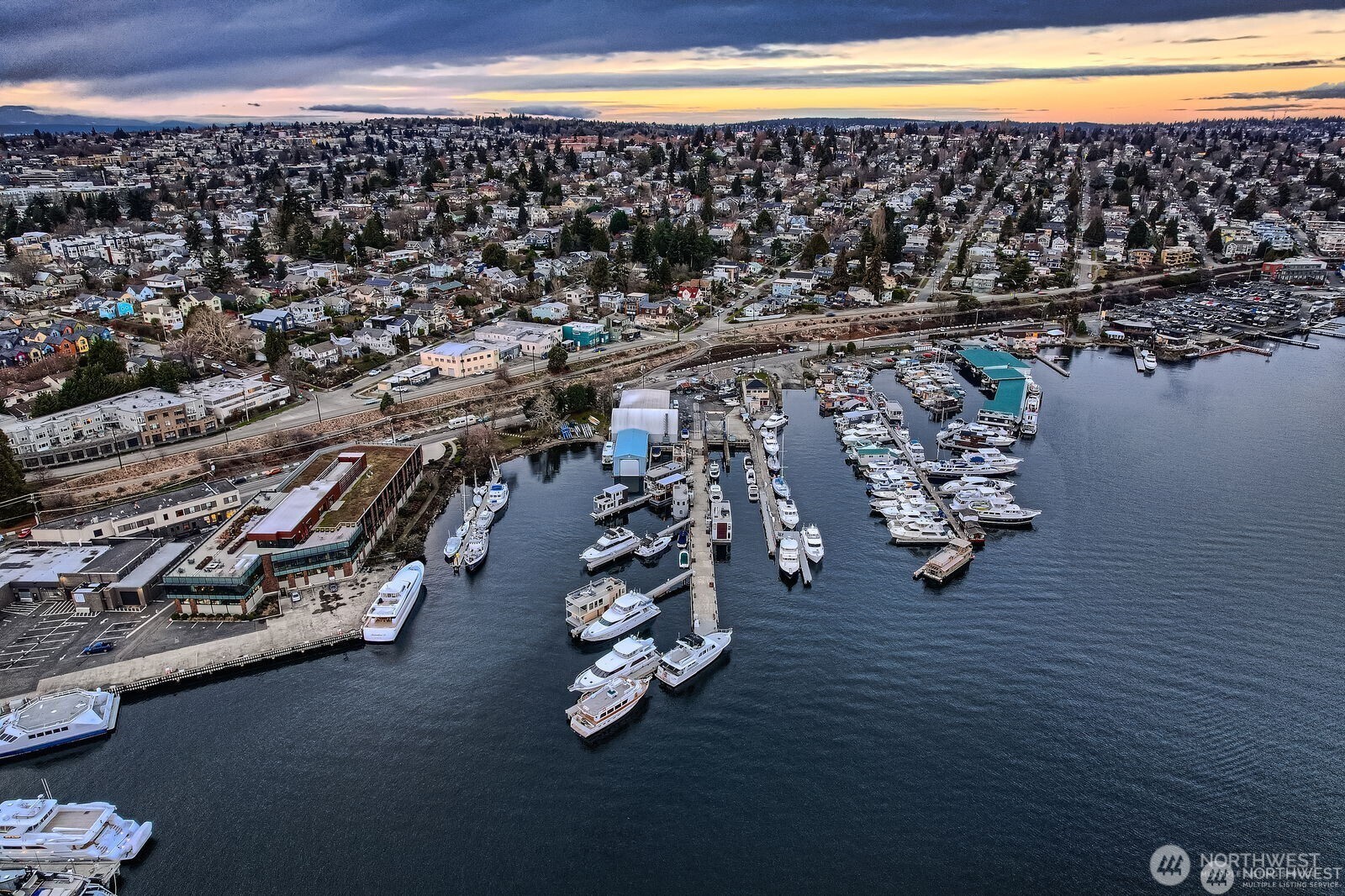 2309 N Northlake Way #5, Seattle, WA 98103