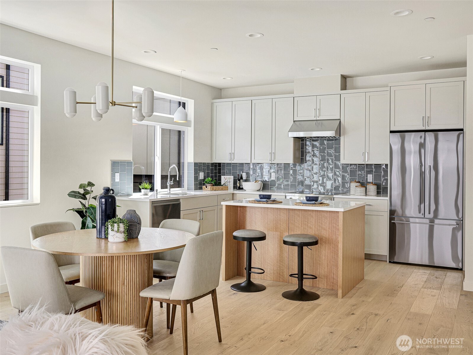 1412 N 47th Street #B, Seattle, WA 98103