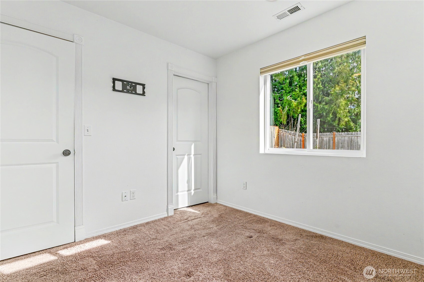 1209 9th Avenue SE, Olympia, WA 98501