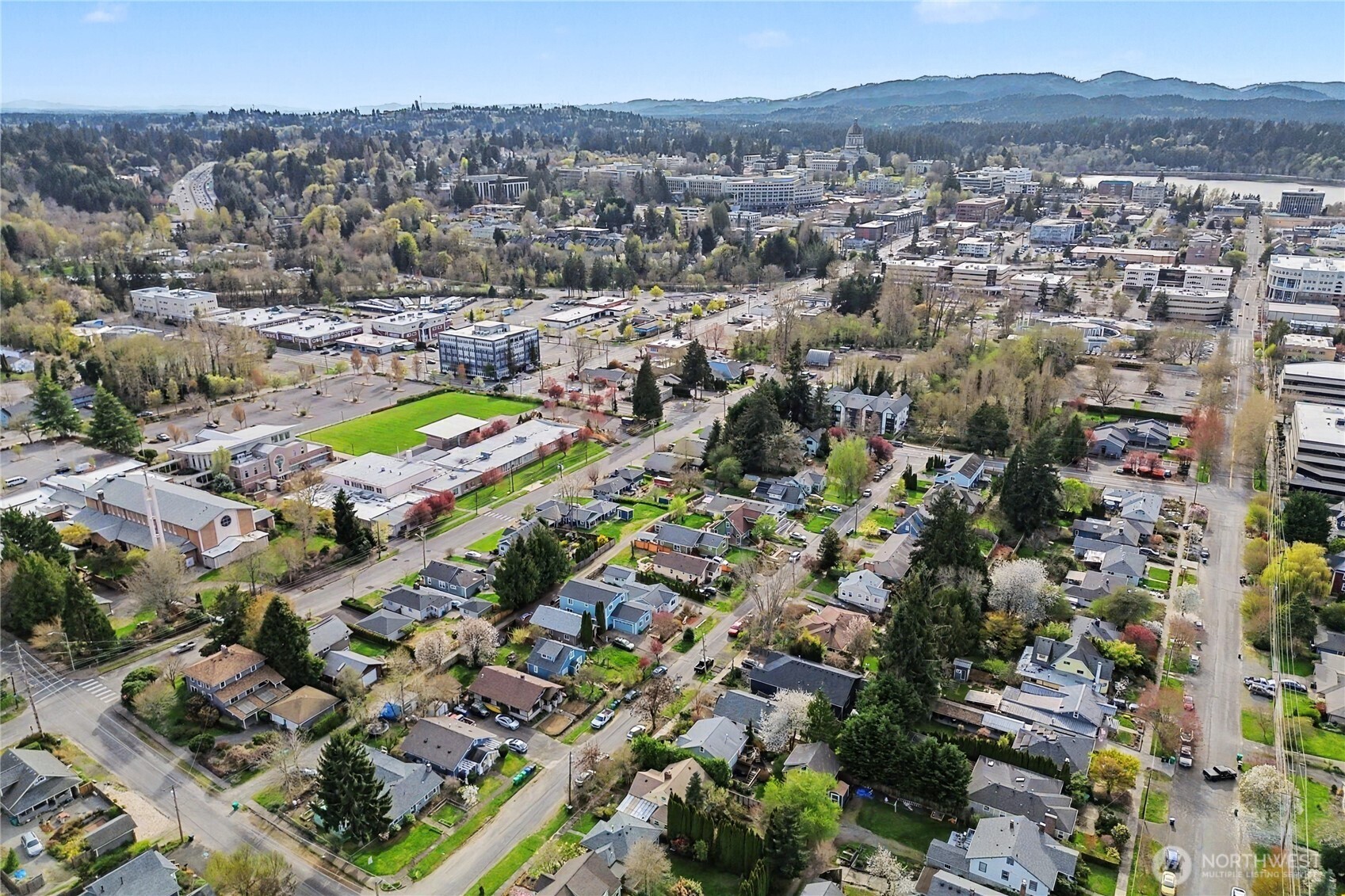 1209 9th Avenue SE, Olympia, WA 98501