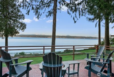2153 Highland Drive , Camano Island, WA 98282