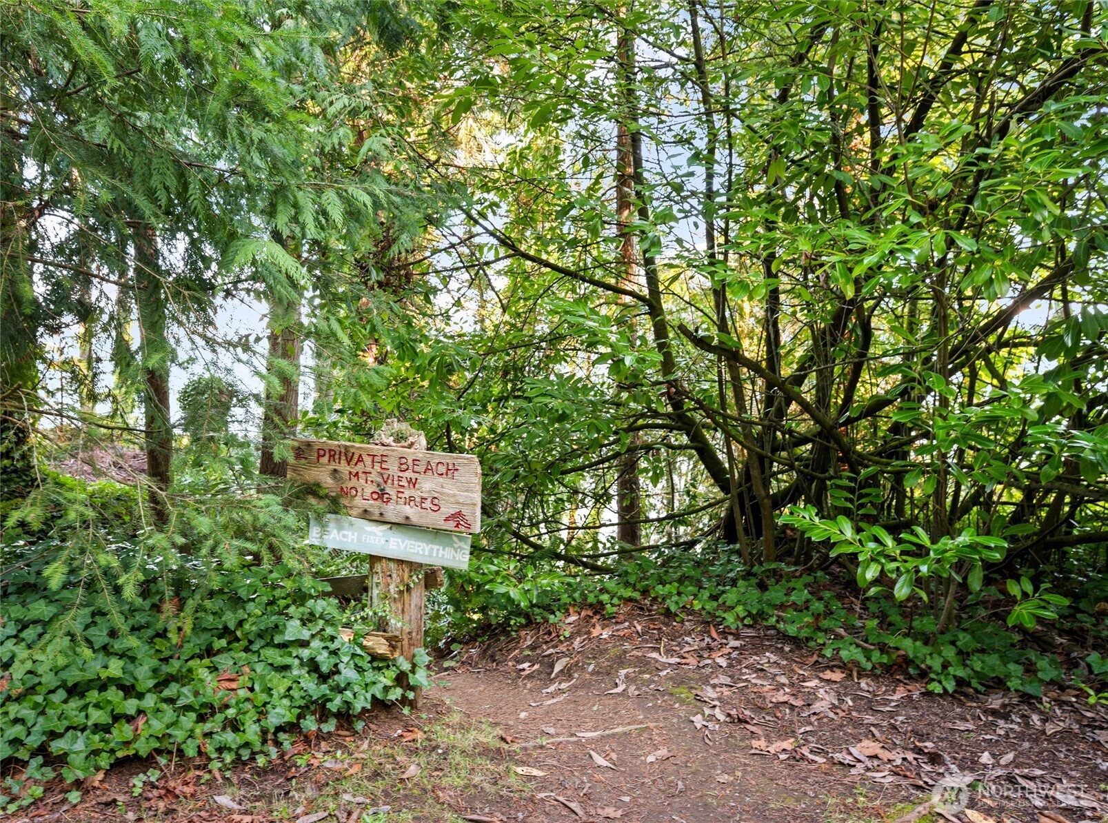 2153 Highland Drive , Camano Island, WA 98282