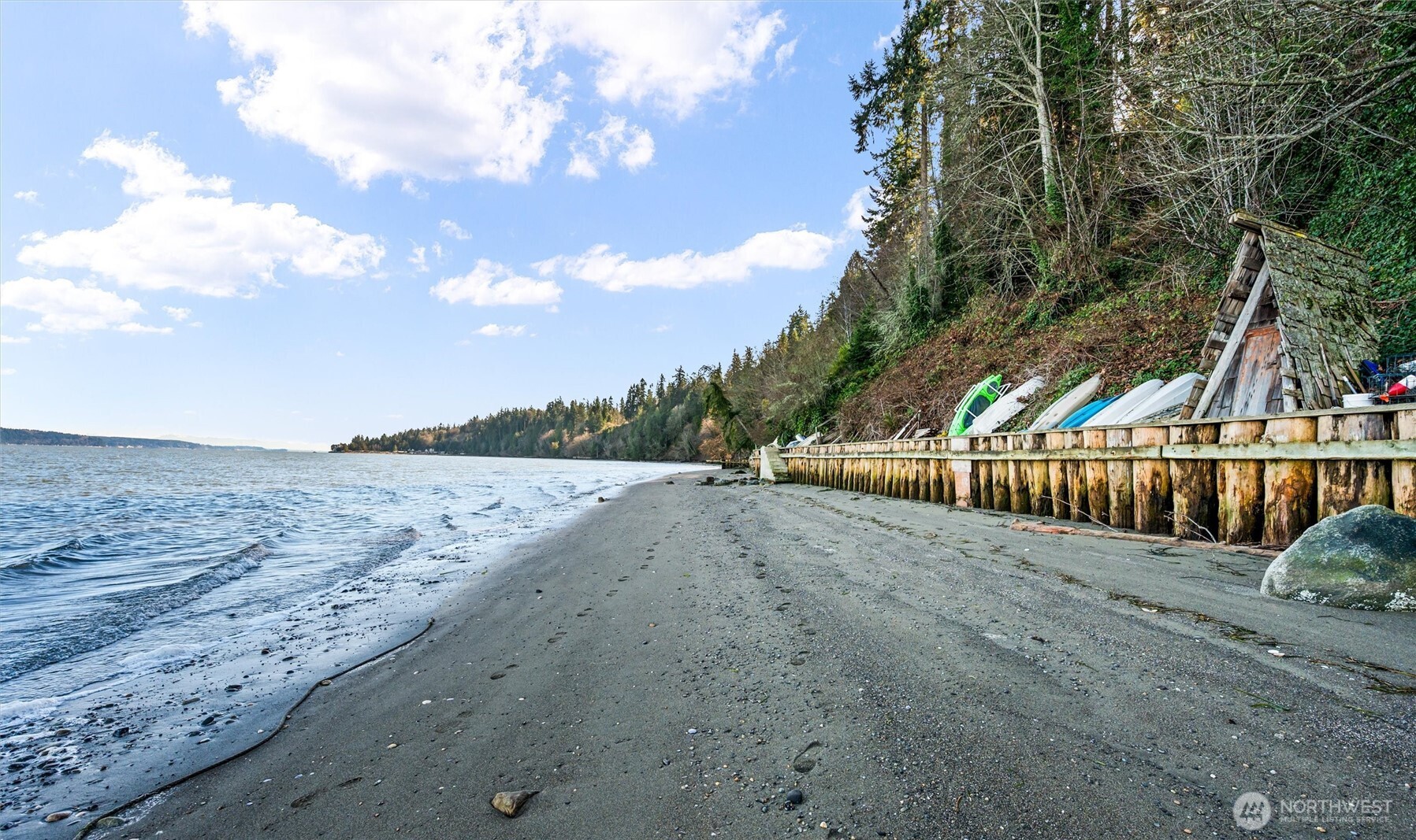 2153 Highland Drive , Camano Island, WA 98282