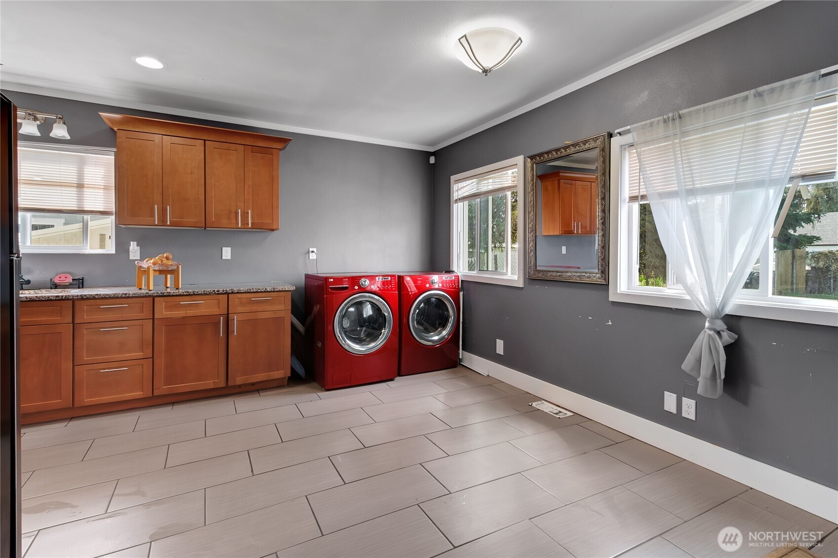 5640 S I , Tacoma, WA 98408