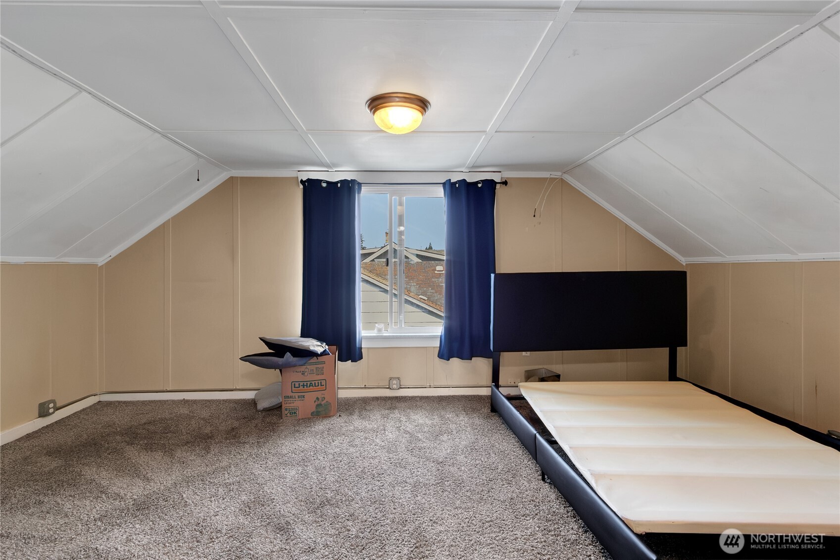 5640 S I , Tacoma, WA 98408