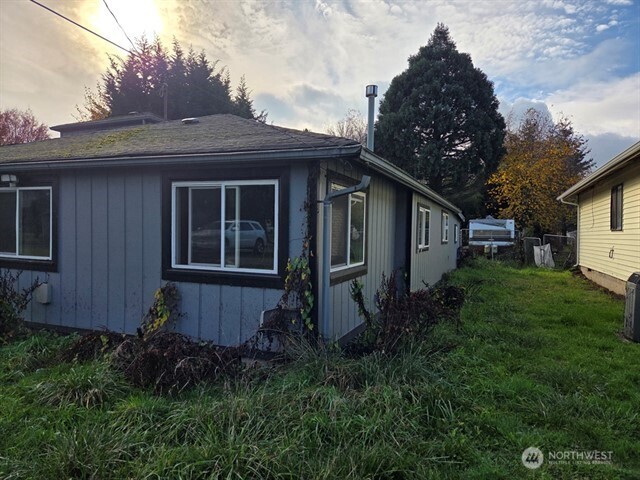 3327 Pennsylvania Street , Longview, WA 98632