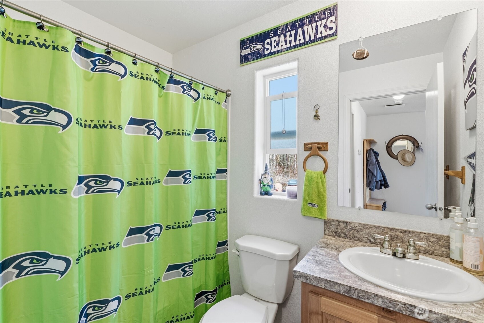 337 Jorgensen Road , Onalaska, WA 98570-9424